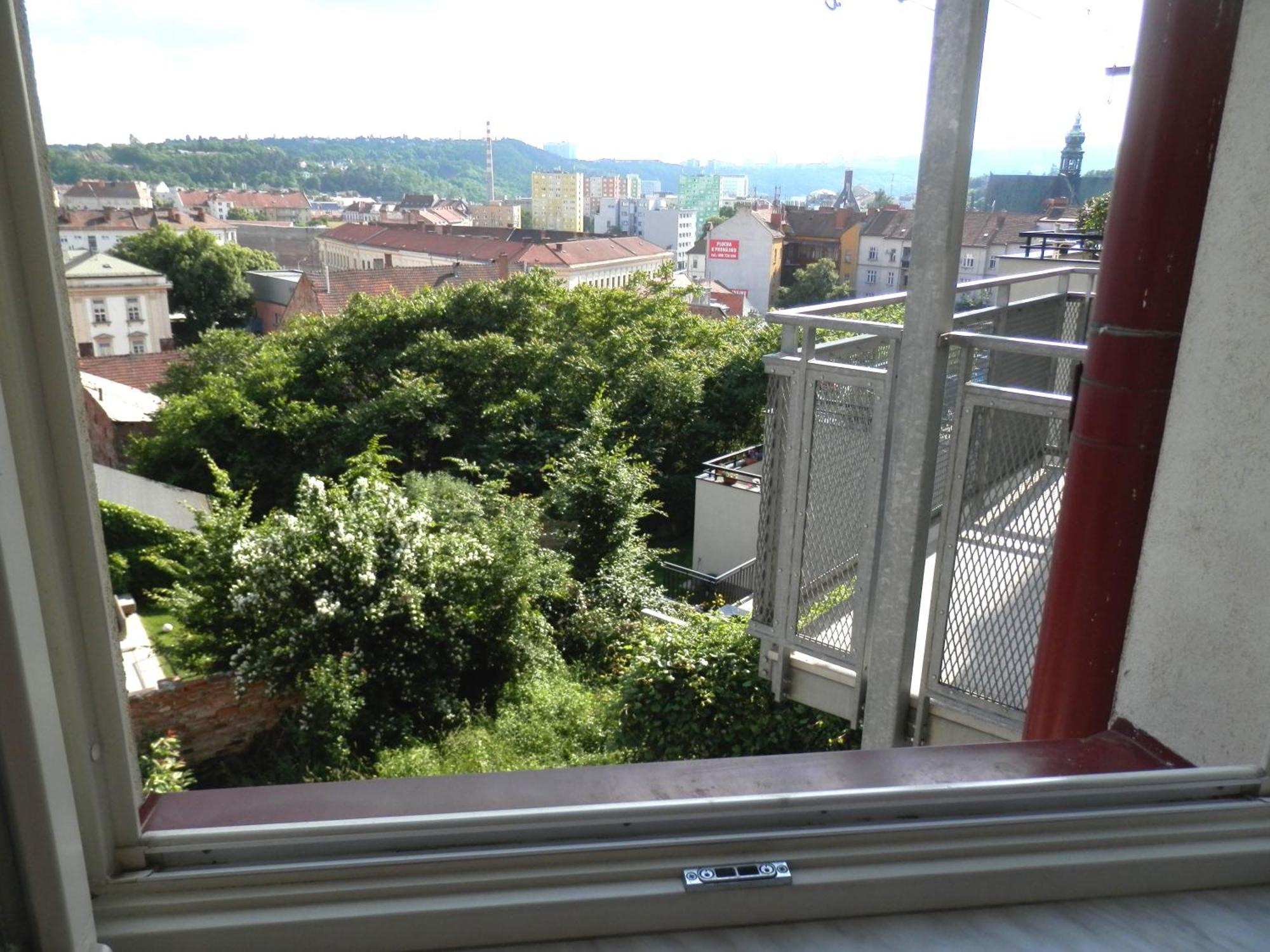 Spacious Apartment Below Spilberk Castle เบอร์โน ภายนอก รูปภาพ